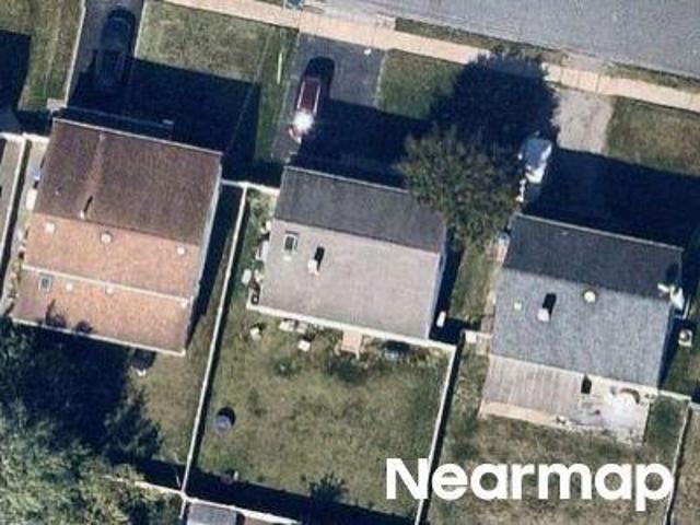 House for sale in Avenel, New Jersey