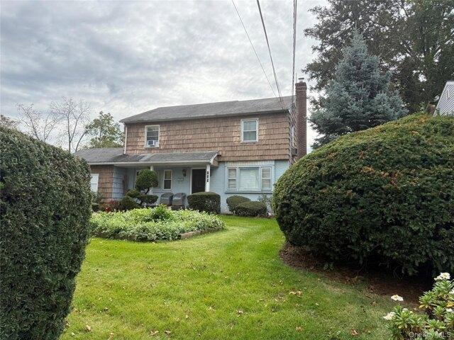 House for sale in Freeport, New York