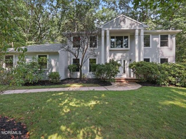 House for sale in Lincroft