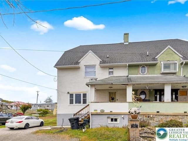 House for sale in Cumbola, Pennsylvania
