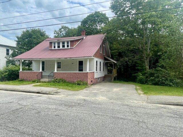 House for sale in Paris, Maine