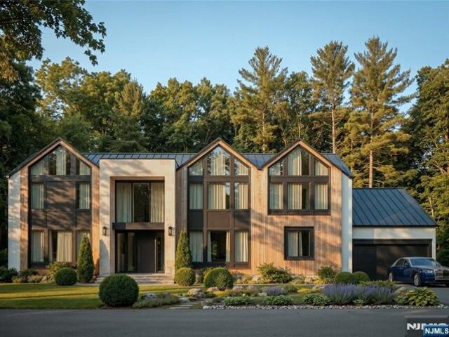 House for sale in Demarest, New Jersey