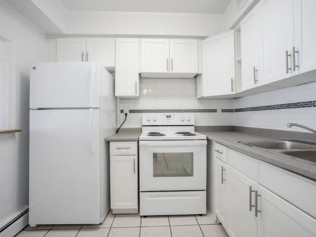 Apartment for rent in Burlington, Golden Horseshoe