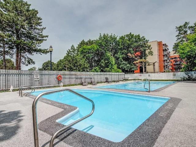 Apartment for rent in Burlington, Golden Horseshoe