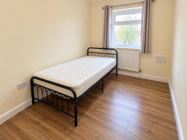 House for rent in London Borough of Hounslow, Greater London