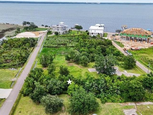 Land for sale in Bay Saint Louis, Mississippi
