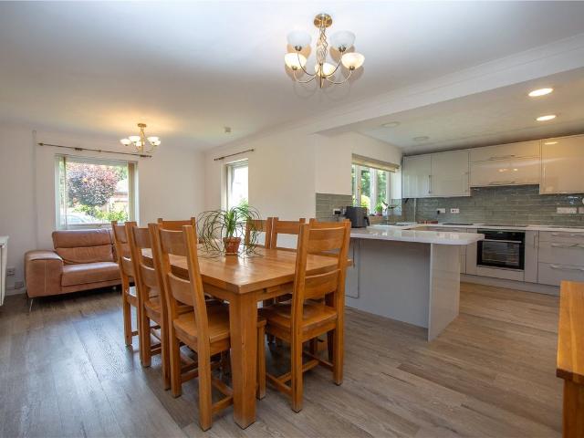 House for rent in Ewens Farm, Golden Valley