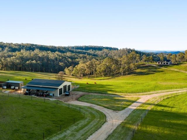 Cottage for sale in Hampton, Queensland