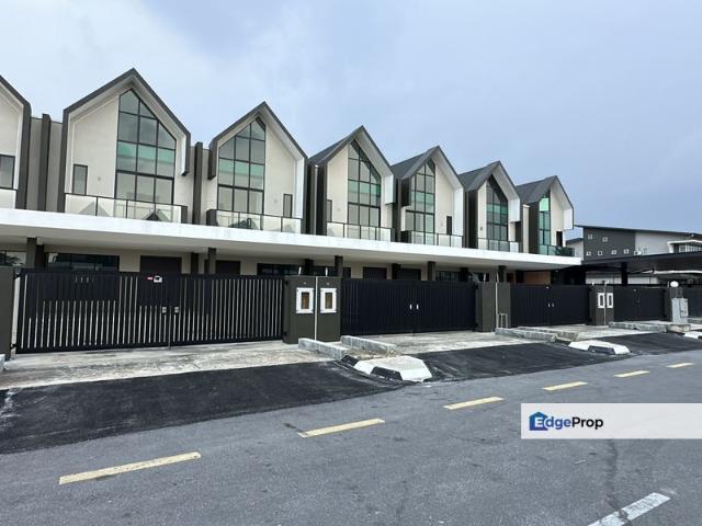 House for sale in Kuching, Bahagian Kuching