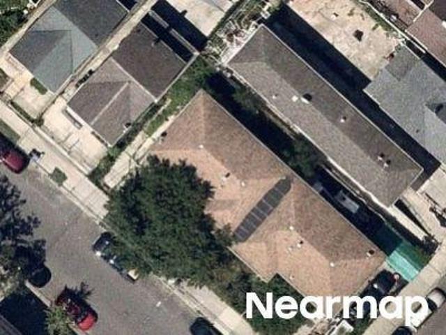 House for sale in Queens, Arverne