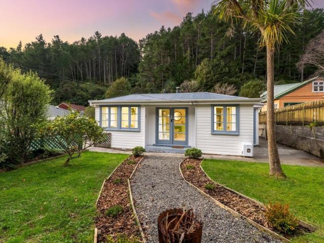 House for rent in Pauatahanui, Wellington