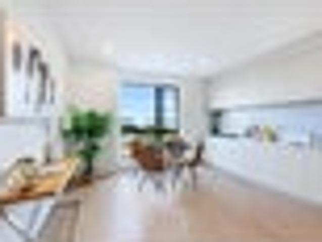 Townhouse for rent in Windsor Park, Upper Harbour