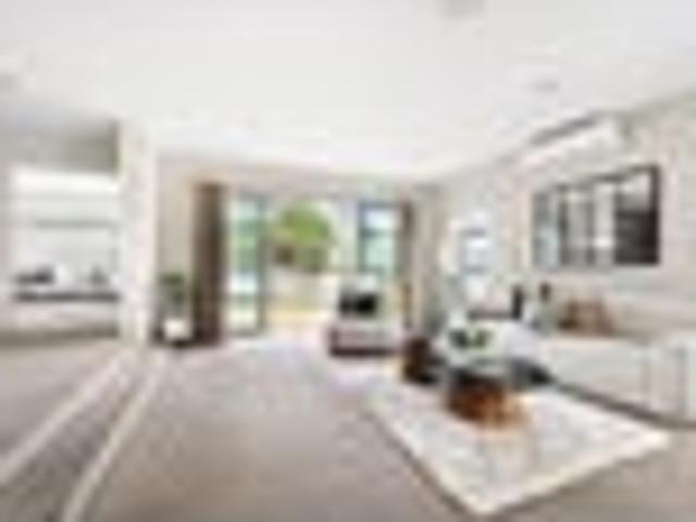 House for rent in Windsor Park, Upper Harbour
