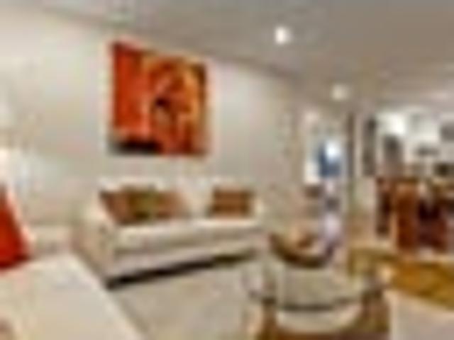 House for rent in Paremoremo