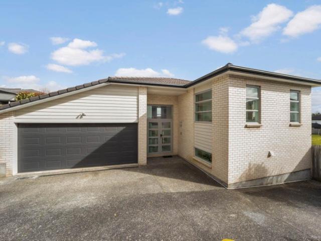House for rent in Windsor Park, Upper Harbour