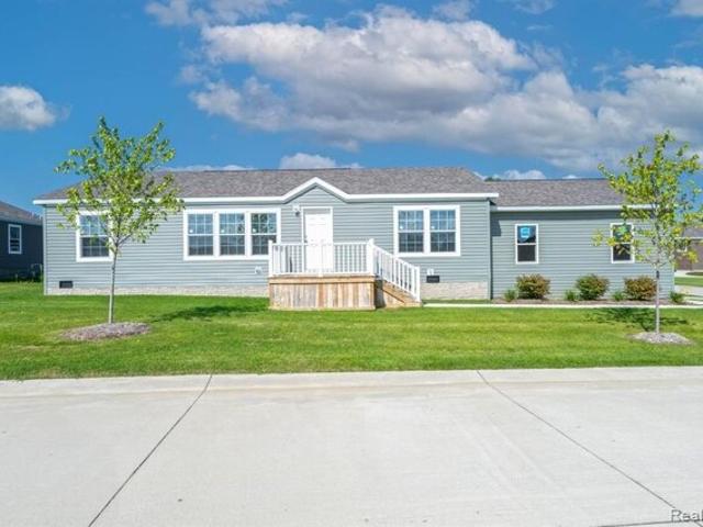 House for sale in Lapeer