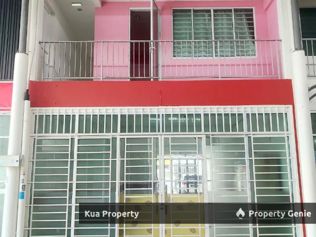 Shop for rent in Kuching