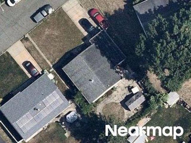 House for sale in Parlin House for sale in Parlin