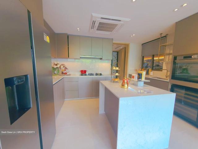 Condominium for sale in Ulu Pandan