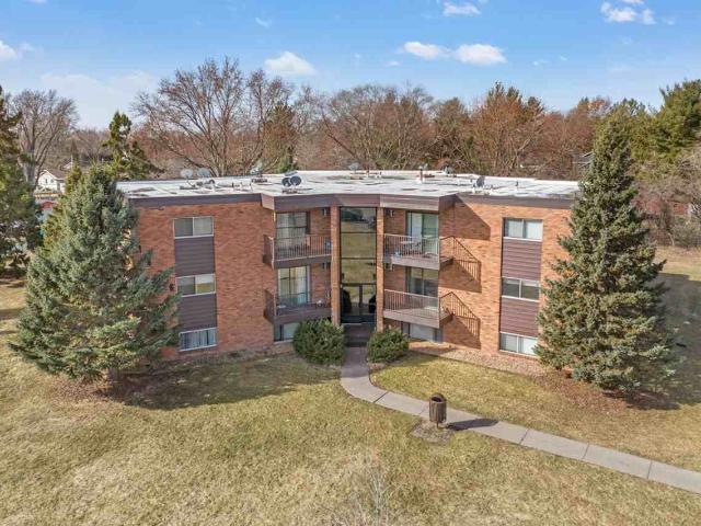 Apartment for rent in White Bear Lake, Ramsey County