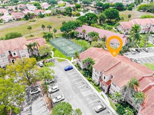 Condo for sale in Margate