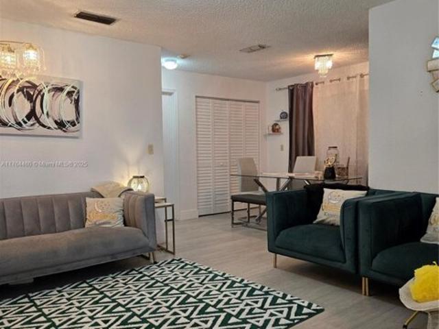 Condo for sale in Margate