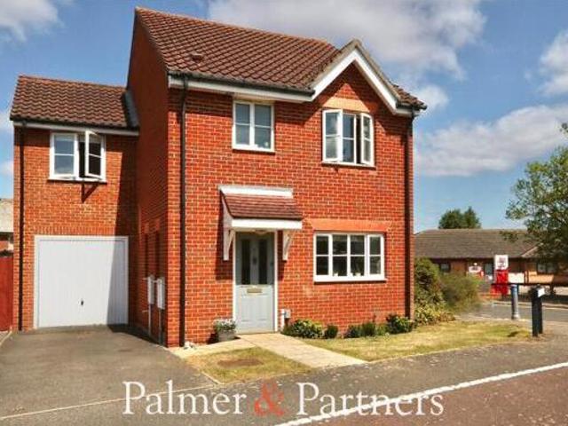 House for sale in Key Street, Suffolk