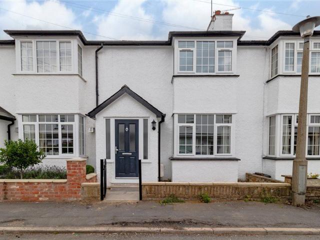House for rent in Gerrards Cross, Tatling End