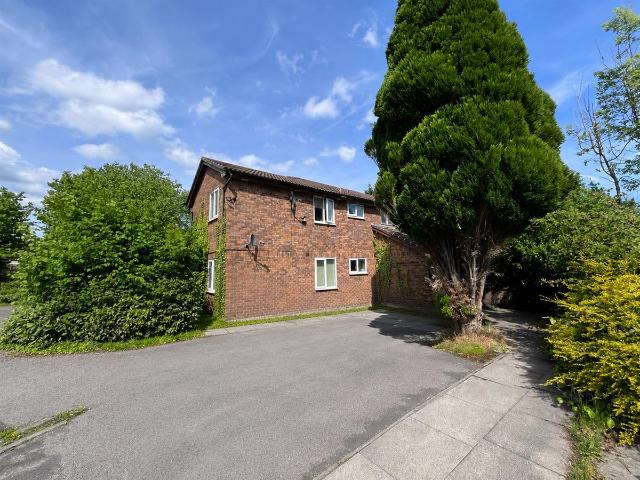 Studio for rent in Colshaw Farm, Wilmslow