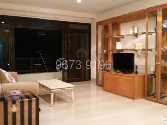 Apartment for sale in Tanglin Road