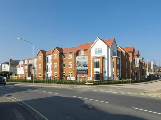 House for rent in Southborough, Sandown Park