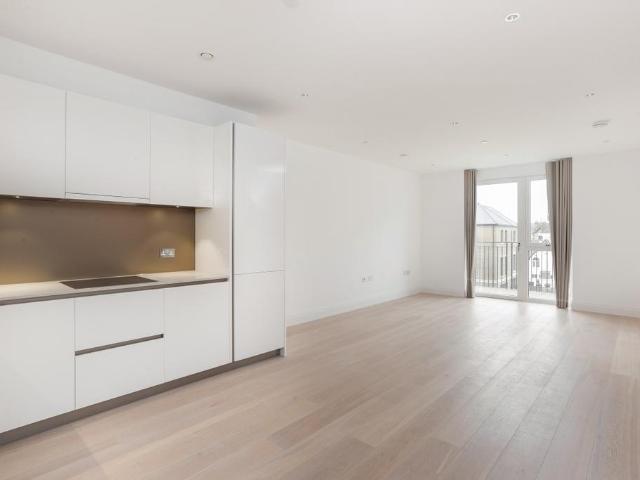 Apartment for rent in London Borough of Richmond upon Thames, Greater London