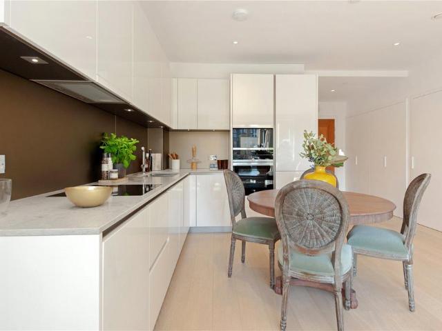 Apartment for rent in Hampton Wick, Isle Of Man