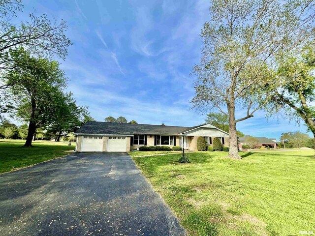House for sale in Metropolis