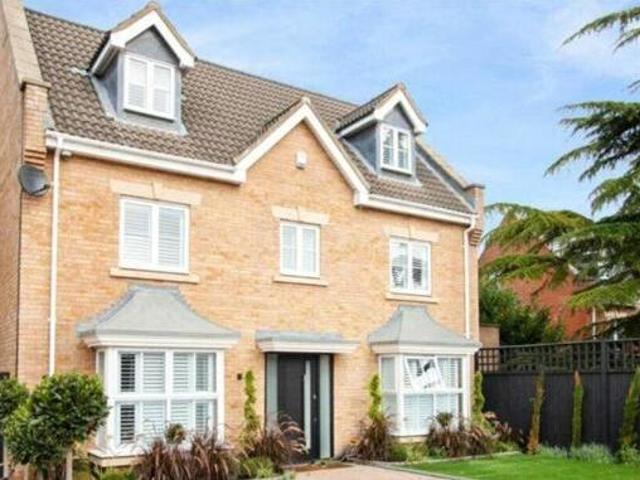 House for sale in Maypole, Monks Orchard