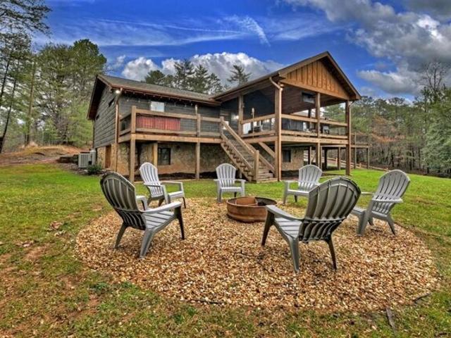 House for sale in Blue Ridge House for sale in Blue Ridge