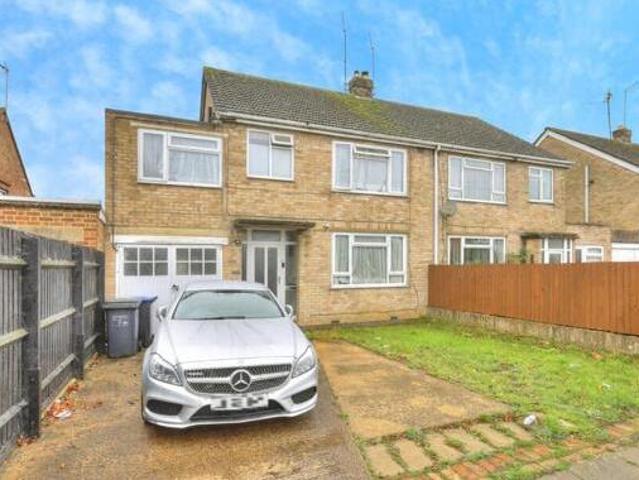 House for sale in Northampton, Northamptonshire