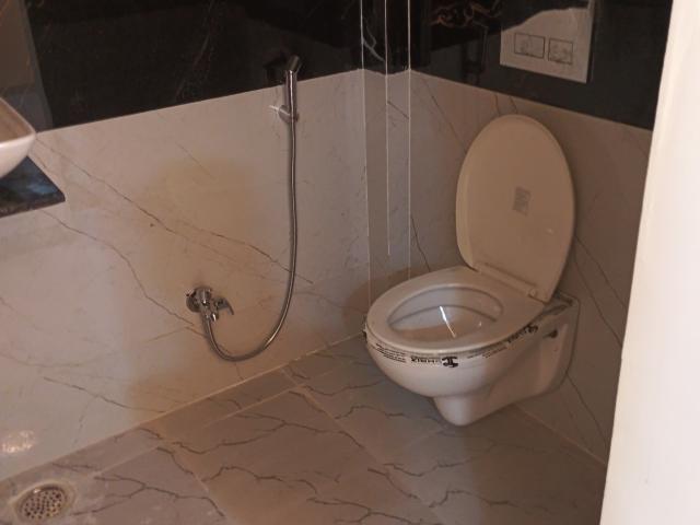 House for rent in Madya