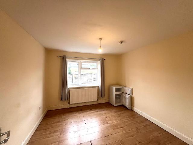 House for rent in Hayes, Greater London