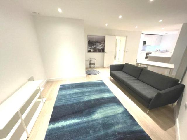 Apartment for rent in London Borough of Croydon, Greater London