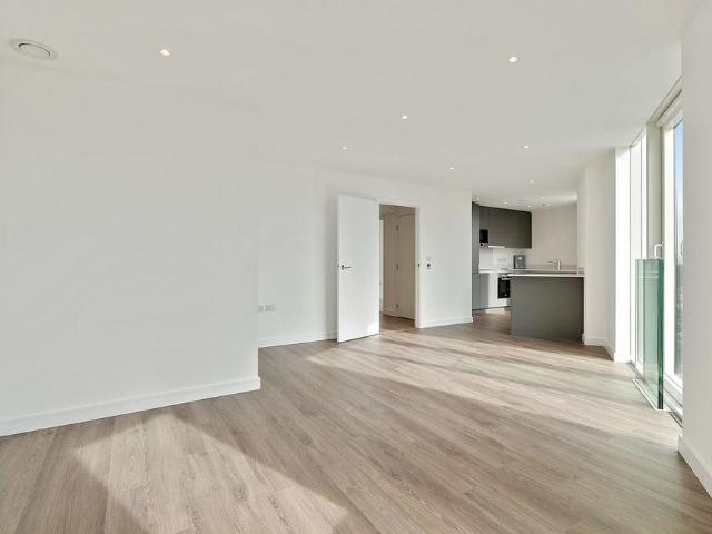 House for rent in London Borough of Croydon, Greater London