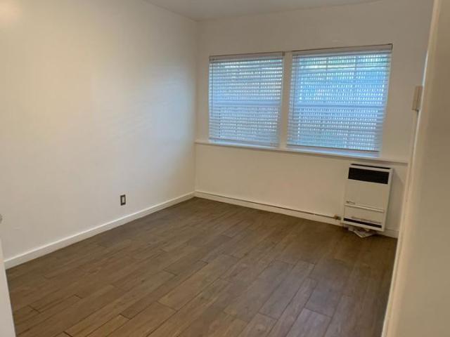 Apartment for rent in Canoga Park, California