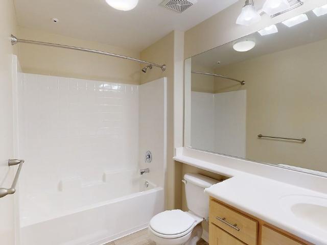 Apartment for rent in Downtown Fullerton, Fullerton