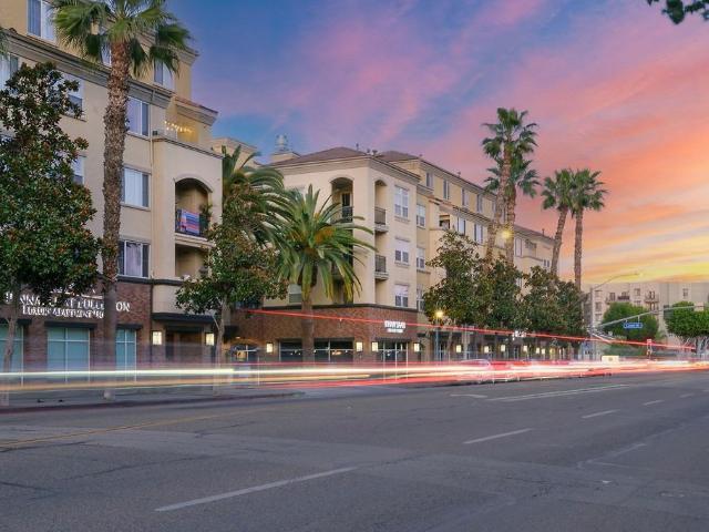 Apartment for rent in Fullerton, California