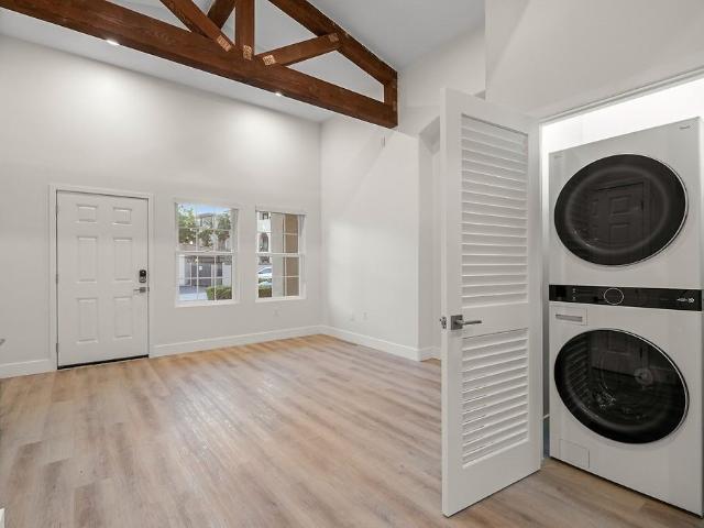 Apartment for rent in San Clemente, California