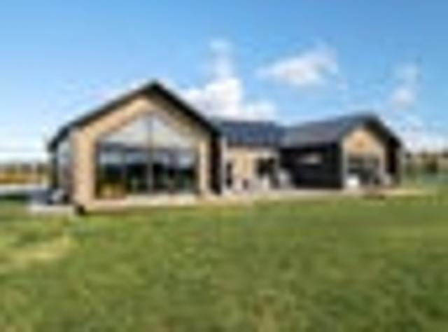 House for sale in Otakou