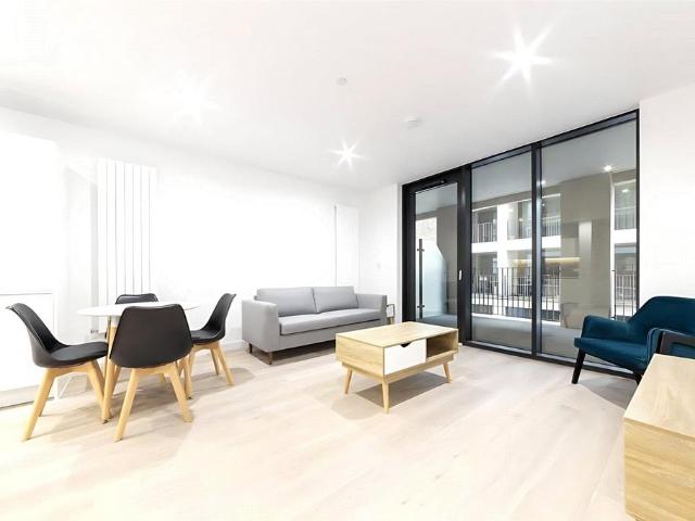 House for rent in Silvertown, Greater London