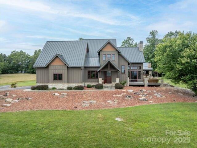 House for sale in Zirconia