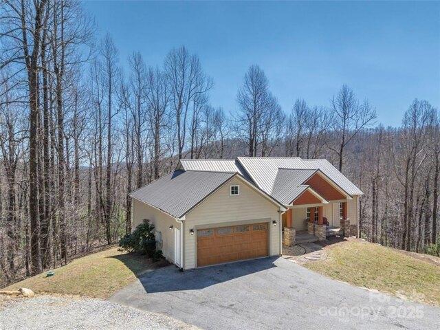 House for sale in Zirconia