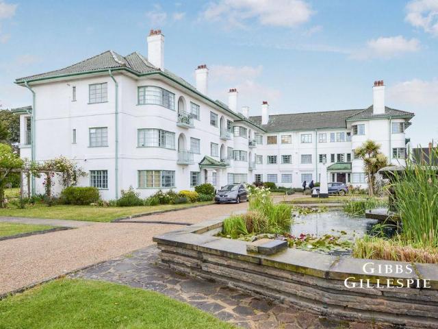 Apartment for rent in Pinner, Isle Of Man